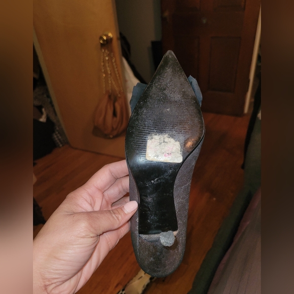 Heels - Picture 7 of 7